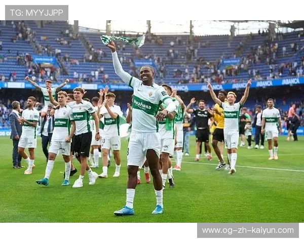 埃尔切的整体防守组织为何如此高效？